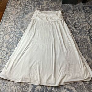 Abercrombie & Fitch Off-White Cream Stretchy Boho Skirt